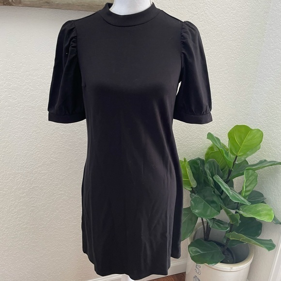 LOFT Dresses & Skirts - Loft black stretch knit tunic dress size 00‎